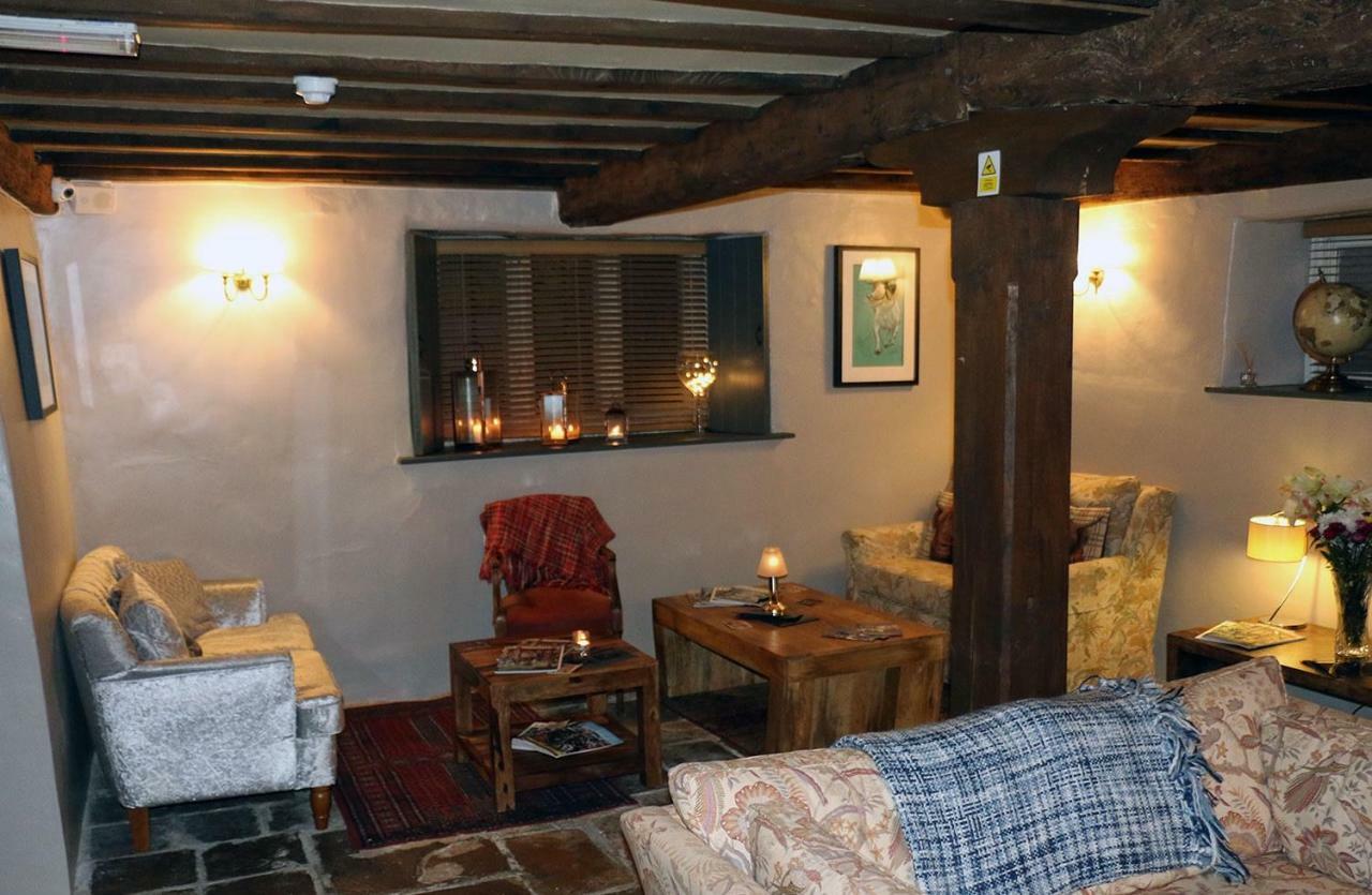 The Horse & Groom Stow-on-the-Wold المظهر الخارجي الصورة